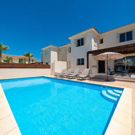 Villa Atlantica 4 Bedroom Near The