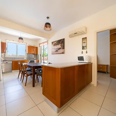 Villa Atlantica 4 Bedroom Near The *