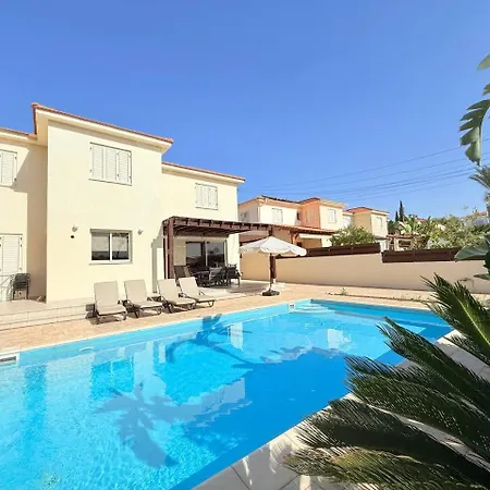 Atlantica 4 Bedroom Near The