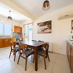 Atlantica 4 Bedroom Near The Протарас