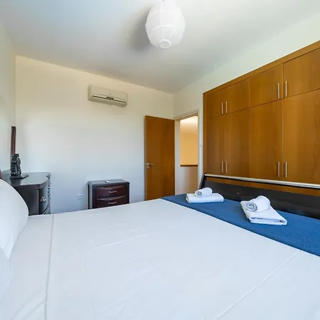 Вилла Atlantica 4 Bedroom Near The