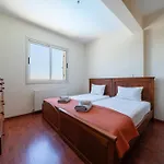 Atlantica 4 Bedroom Near The Villa Protaras