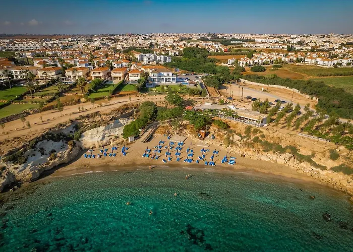 Atlantica 4 Bedroom Near The Villa *