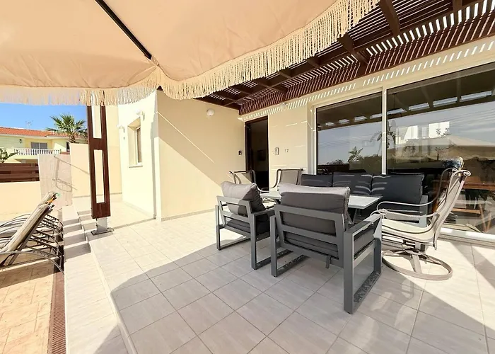 Atlantica 4 Bedroom Near The Villa Protarász