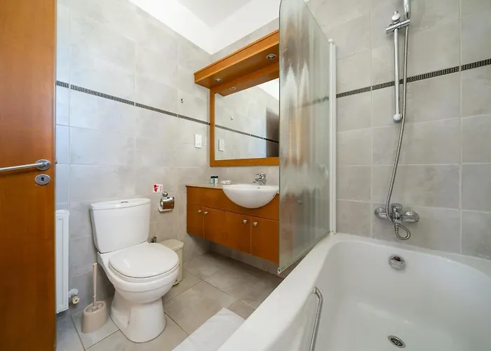 Atlantica 4 Bedroom Near The